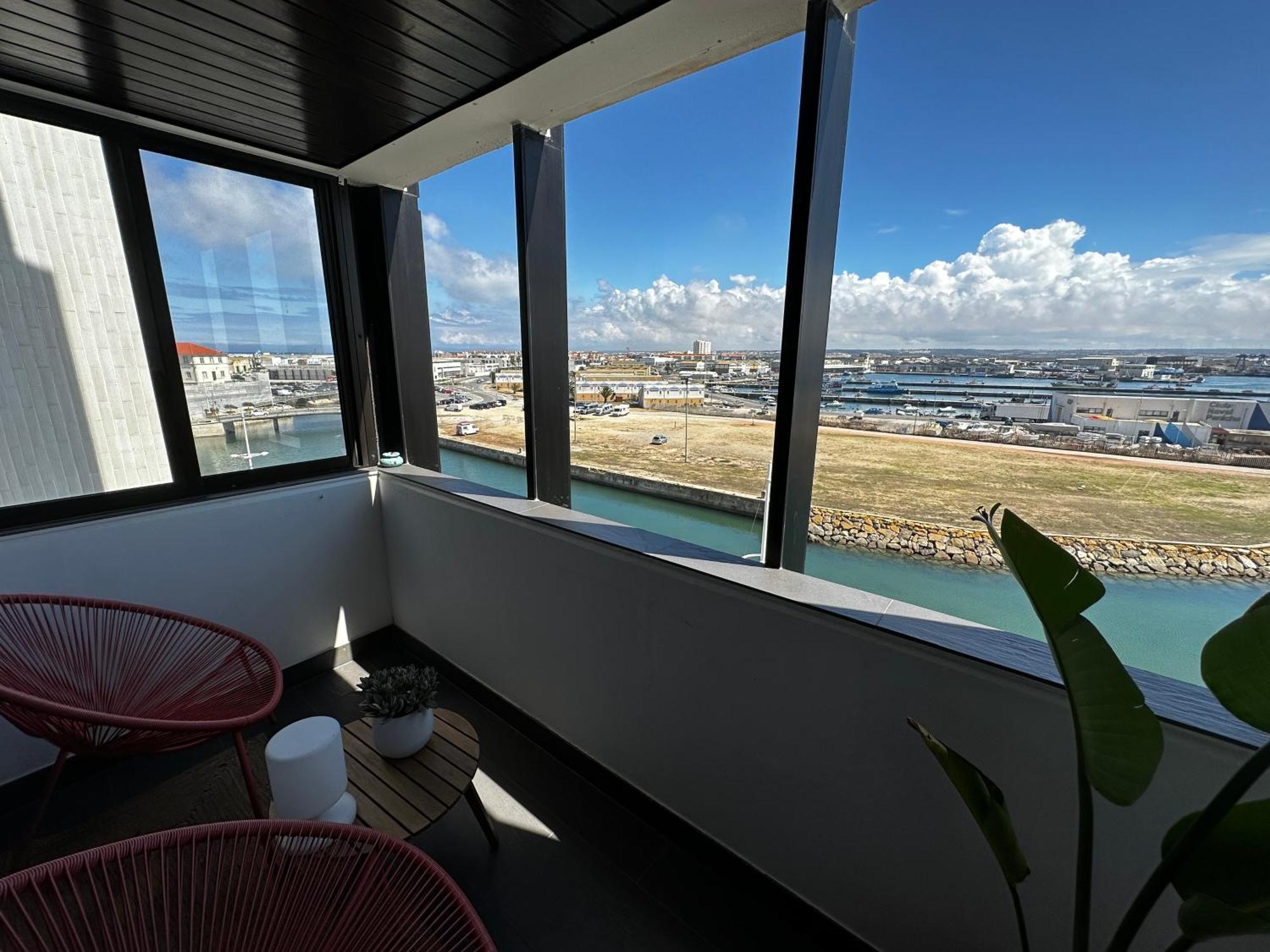 Ponte Velha Apartment เปนิช ภายนอก รูปภาพ