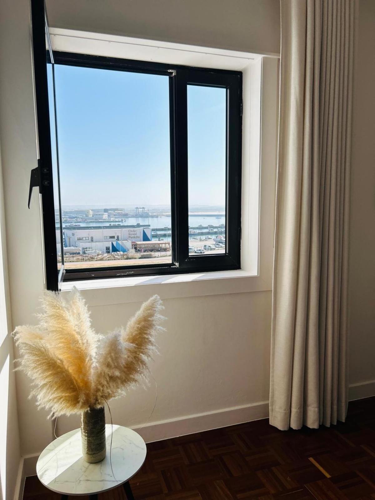 Ponte Velha Apartment เปนิช ภายนอก รูปภาพ